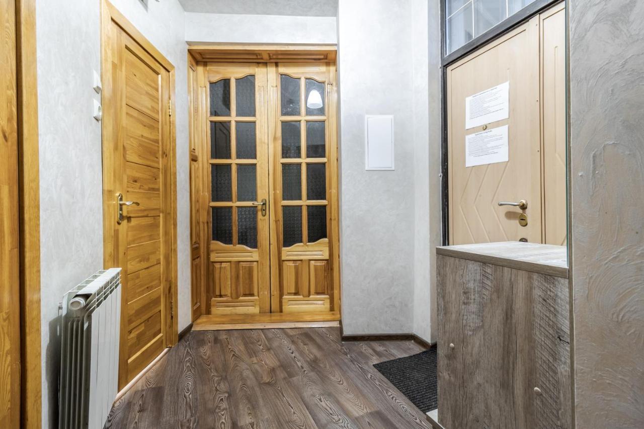 Akademika Hnatyuka Apartment Lviv Exterior foto