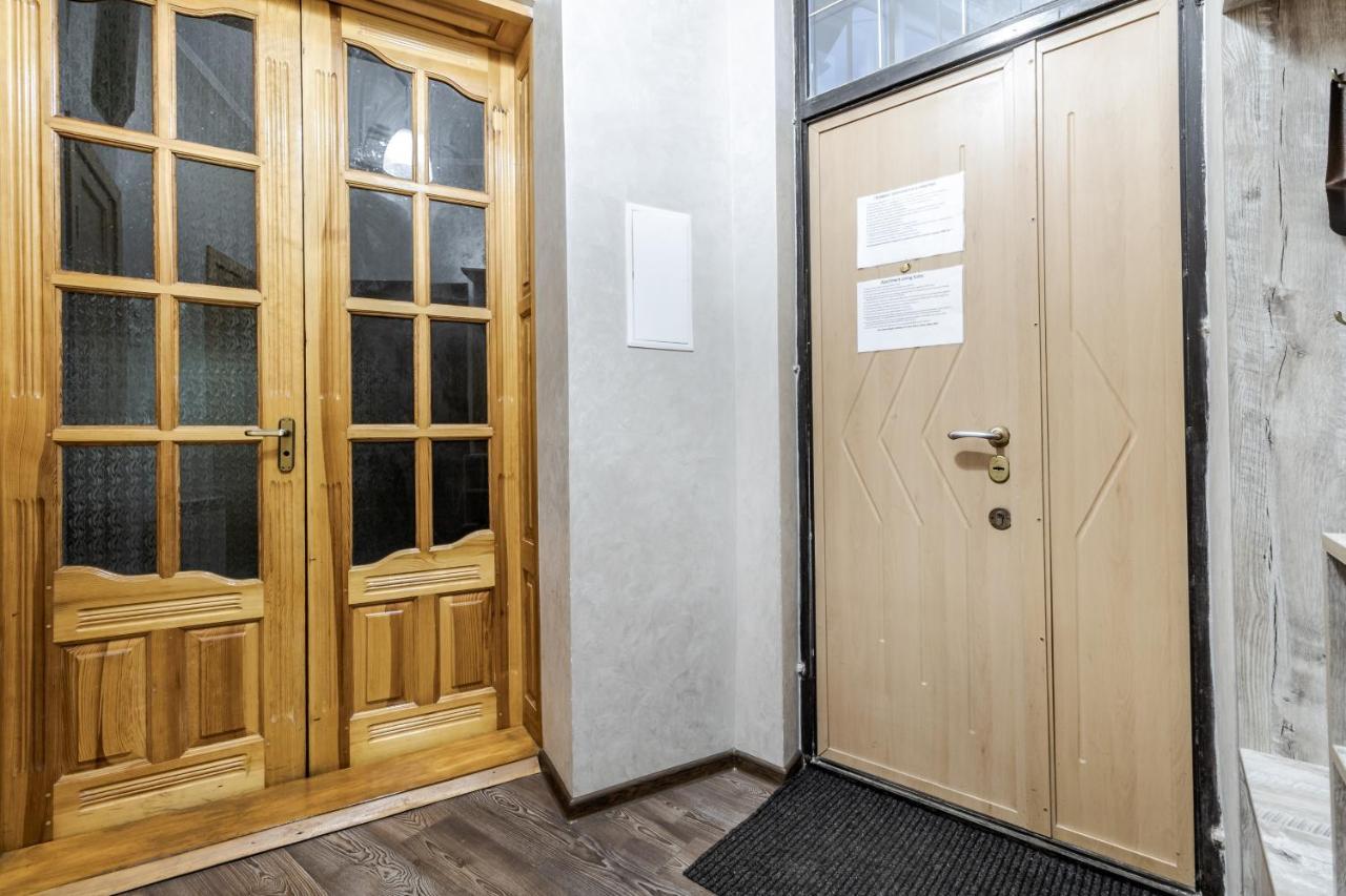Akademika Hnatyuka Apartment Lviv Exterior foto