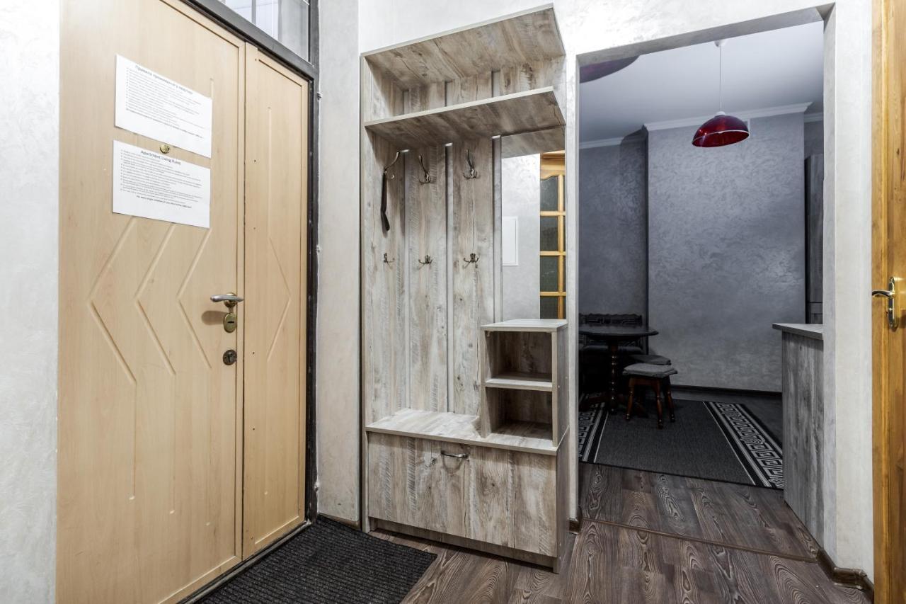 Akademika Hnatyuka Apartment Lviv Exterior foto
